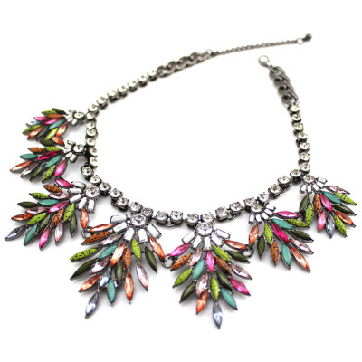 N-3981 European Style Gun Black Alloy Colorful Crystal Resin Gem Leaf Shourouk Choker Necklace