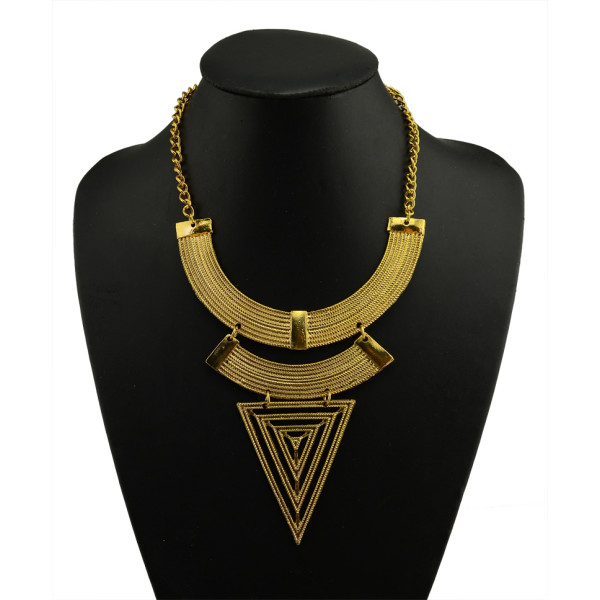 N-5016  Europea Style Golden Metal Geometry Crescent Moon Triangle Choker Necklace