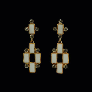 E-3217  Fashion European Style Gold Plated Alloy Rhinestone White Black Enamel Cross Dangle Earring