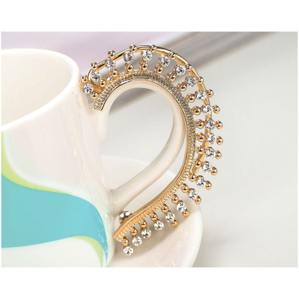 E-3261  Exaggerated vintage crystal rhinestone hanging earrings ear clip gold plated ear cuff