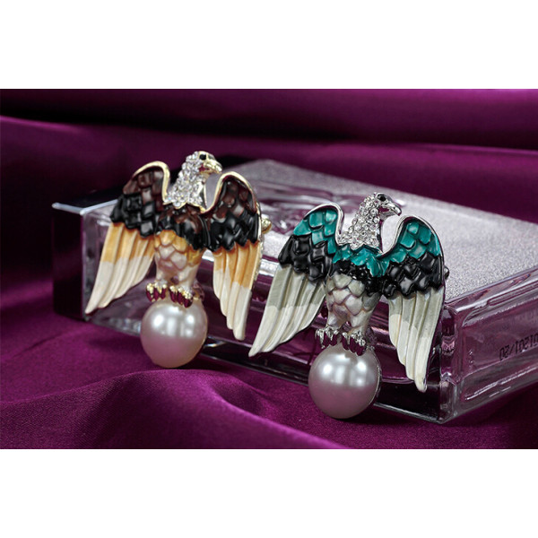 P-0139 European Gold Plated Alloy Pearl Rhinestone Eagle Pin Brooch