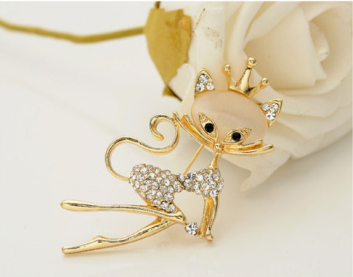 P-0149 Korean fashion style gold plated opal princess cat brooch high-grade rhinestone musical note brooch shawl buckles 2 styles 2 colors
