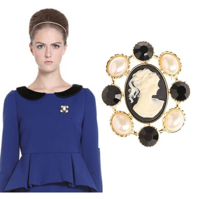 P-0146 European Gold Plated Alloy Pearl Black Head Photo Brooch