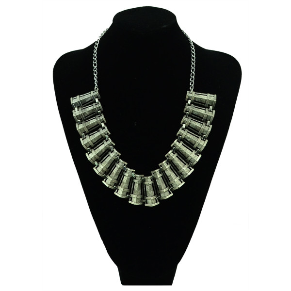 N-3504 New Arrival European Vintage Silver Metal Bib Choker Necklace