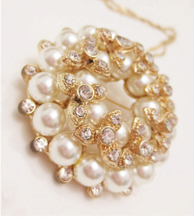 P-0158 European Fashion Jewelry Rhinestone Pearl Brooch Gold plated Flower Brooches For Wedding Bouquets Christmas Gift