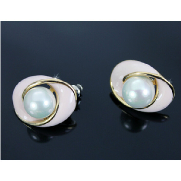 E-3438 Korea style gold plated alloy pearl shell ellipse stud earrings