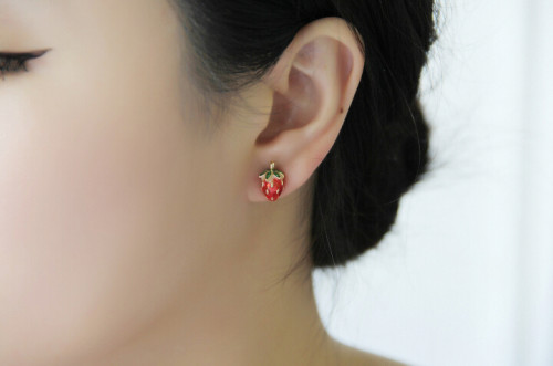 E-3431 New Fashion Design Korea style gold plated Cute Red Strawberry Stud Earrings for Women Costume Jewelry