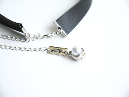 N-5404 Korean black short leather cord necklace diamond pendant necklace