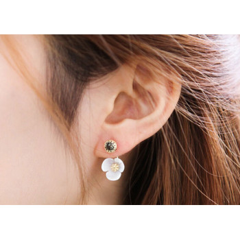 E-3491 Korean Fashion Style Sweet Elegant Crystal Shell Flower Stud Earrings for Women