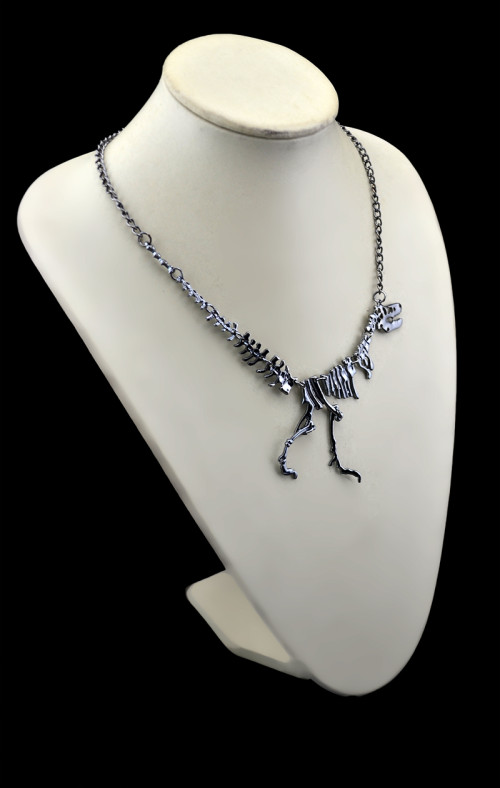 N-5591 New Fashion Style Gun black Silver Dinosaur Lovely  Pendant Necklace
