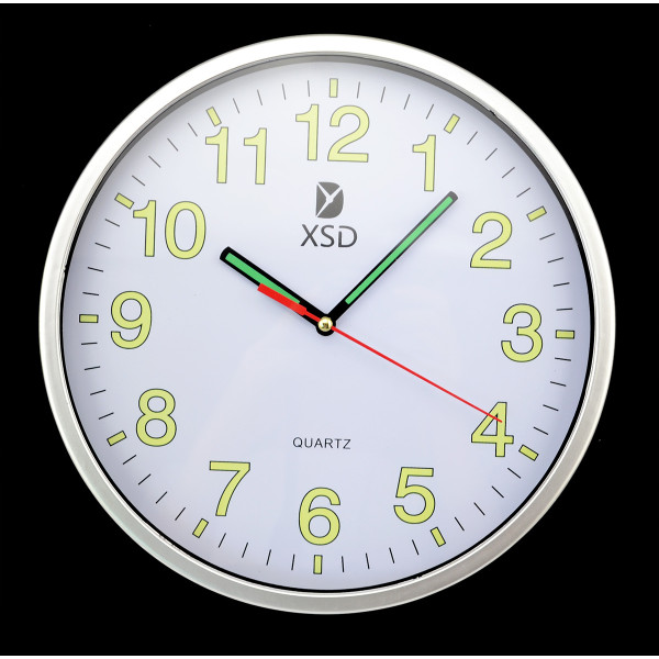 New Fashion Vintage Simple Style LED Light Black and White Cute Home Bedroom Round Quartz Wall Clock