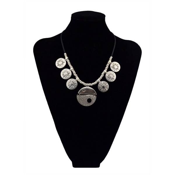 N-5630 Bohemian Vintage Silver Plated Charm Red Blue Acrylic Bead Round Pendant Leather Chunky Statement Necklace For Women