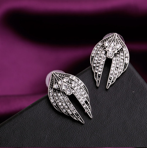 E-3504 European and American Fashion Flying Wings Diamond Earrings Lady Jewelry
