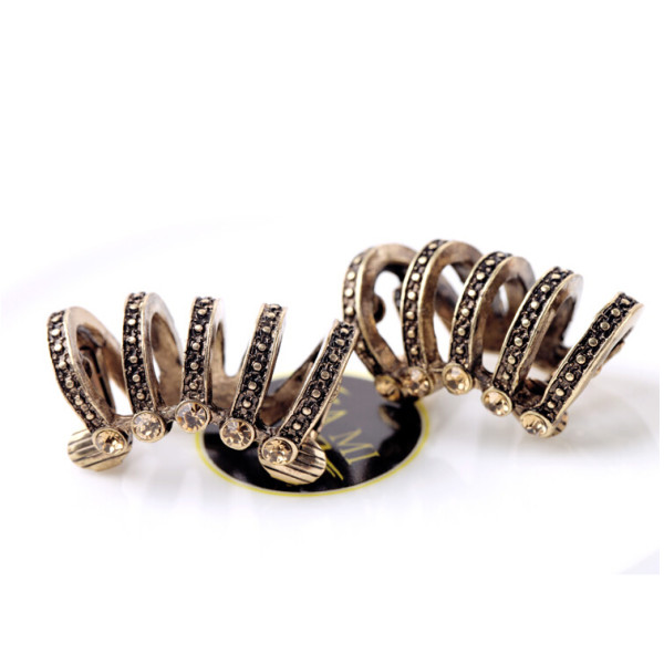 E-3513 European and American Fashion Retro Diamond hollow Women Models Personality Ear Clip Jewelry