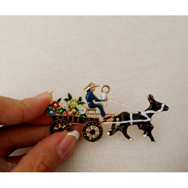 P-0190 American Style Fashion Gold Plated rhinestone beautiful lovely flower carriage Brooch Pin