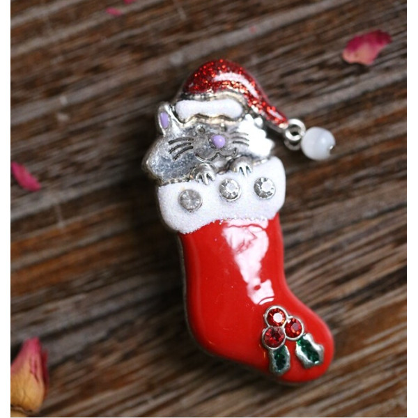 P-0191Fashion Red Cat Alloy Beautiful Lovely Christmas Brooch Pin