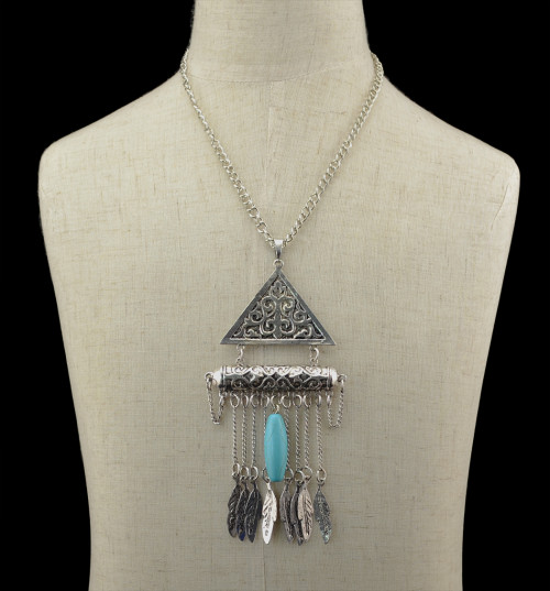 N-5811 New Arrival Fashion  Bohemia Silver Plated Nature Stone Turquoise Triangle Pendant Necklace