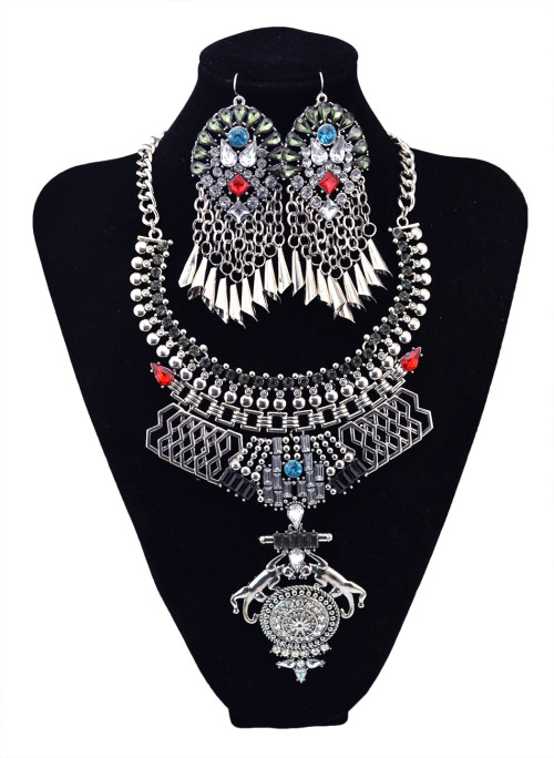 N-5860 Bohemian Gipsy Style Fashion Women Fine Jewelry Luxury Crystal Flower Bib Collar Statement Necklace And Earrings Set
