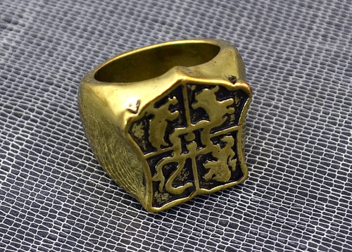 R-1279   Vintage Style Ethnic Retro Carved Totem Pattern Flower Finger Ring