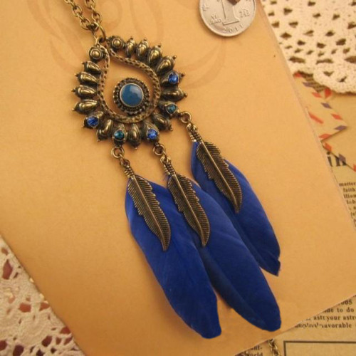 N-5917  Fashion style retro bronze plated colorful rhinestone leaf feather pendant necklace