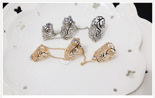 R-1303  Punk style gold silver metal rhinestone hollow out flower double ring chain knuckle ring for women