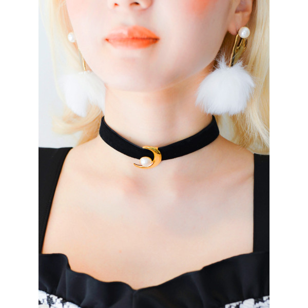 N-5996 Unique European Fashion Sexy Leather Chokers Necklace Moon Shape Pearl Pendant Necklace for Women Jewelry