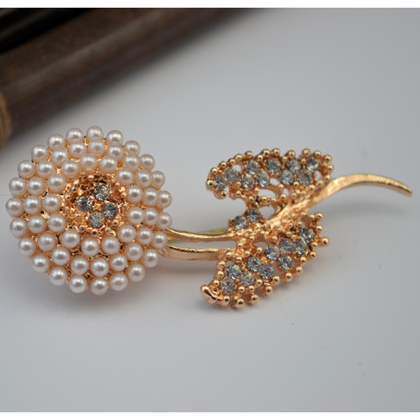 P-0309  2016 Nw Fashion Gold Plated Alloy White Beads Flower Leaves Rhinestone Females Collar Brooch Pin Jewelry