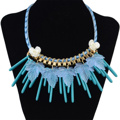 N-6225  Handmade Boho Style 3 Colors Option Resin  Beads Choke Fashion Pendant Statement Necklace Carved Flowers and Leaves Rope Chain Necklace