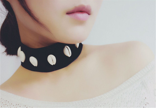 N-6247 Women Fashion Silver Plated Nylon Rope Shell Statement Choker Necklace