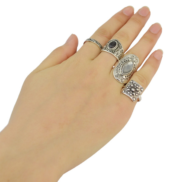 R-1392 Fashion Carving Crystal Joint Knuckle Nail Ring Set of 4 Rings