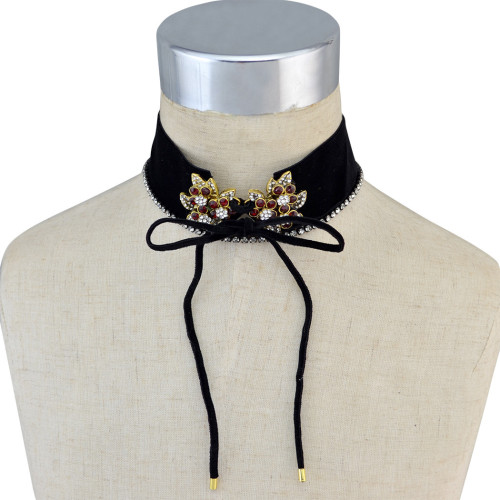 N-6654 2 Pcs/Set Fashion Black Khaki Velvet Chain Crystal Rhinestone Flower Shape Bow Knot Choker Short Clavicle Necklace Women & Girls Jewelry