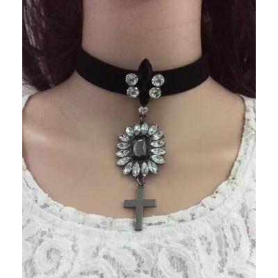 N-6740 Fashion Jewelry Big Rhinestone Adjustable Choker Necklace Velvet Necklace for Women