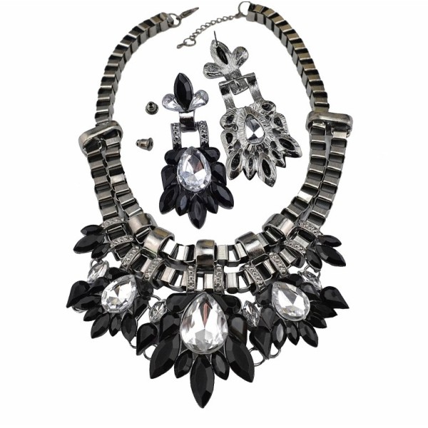 N-3597 European Gun Black Metal Resin Crystal Flower Choker Necklace Earrings Set
