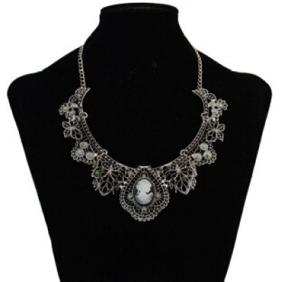 3 Colors Fashion Alloy Chain Statement Necklace Diamante Pendant Jewelry For Women