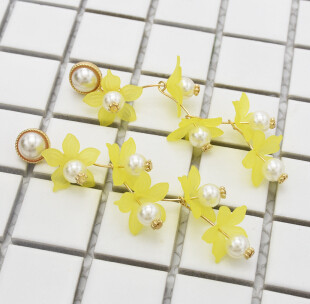 E-4661 Cute Resin Flower Pearl Statement Long Drop Earrings for Women Ladies Wedding Party Jewelry