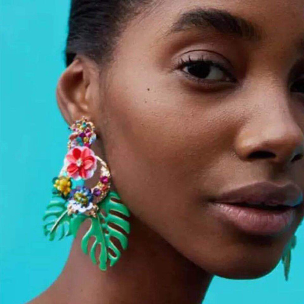 E-4669 Big Fashion Gold Metal Women Flower Shape Rhinestone Drop Earring Wedding Party Jewelry