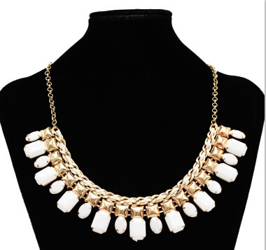N-0795 Fashion Gold Chain Acrylic Beads Bib Statement Necklaces for Women Bohemian Party Jewelry