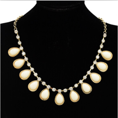 N-4262 New Design Crystal Gemstone Drop Charm Tassels Gold Tone Choker Necklace