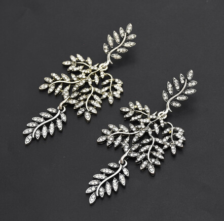 E-4832 2 Colors Personality Trendy Alloy Leaf Shapes Rhinestone Earring For Women Jewelry Design
