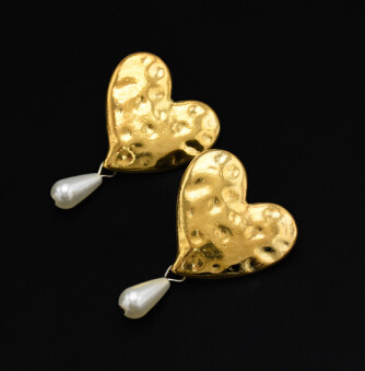 E-5027 New  Fashion Gold Alloy Love Heart Shaped  Drop Earrings Artificial Pearl  Pendant Earrings for Women Valentine's Day Gift
