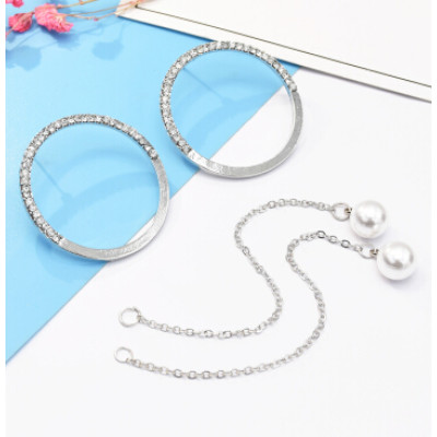 E-5097 Korean Gold Silver Metal Rhinestone Statement Earrings Creative Vintage Carved Hollow Round Drop Dangle Earrings for Women Festival Party Jewelry