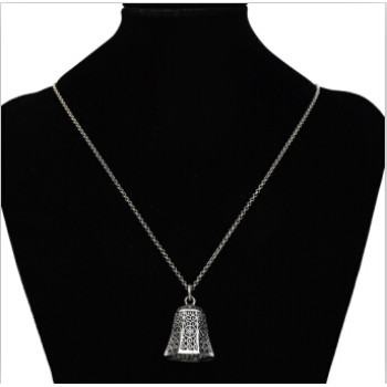 N-7181  2 Colors Vintage Alloy Carved  Bells Geometric Shaped Pendant Necklaces Long Chains Sweater Necklaces for Women Boho Party Jewelry