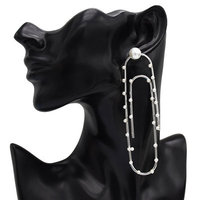 E-5143  2 Colors Oversized Pin-Shaped Pearl Spirit Earring（1piece）