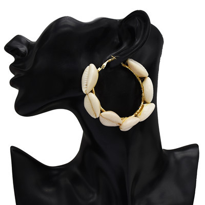 E-5242  2 Colors Fashion Round Pearl Alloy Big Earring For Woman Jewelry Design