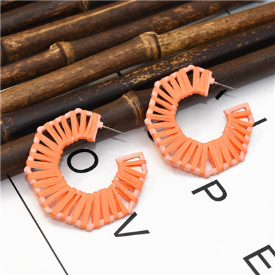 E-5332  3 Colors Hand-Knitted Hollow Out Rattan Round Ear Hanging Simple Jewelry for Woman