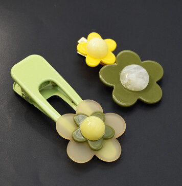 F-0658  4 Color Cute Girl Acrylic Flower Shaped Colorful Hairgrips Hairpins For Women Party Hair Clip Jewelry