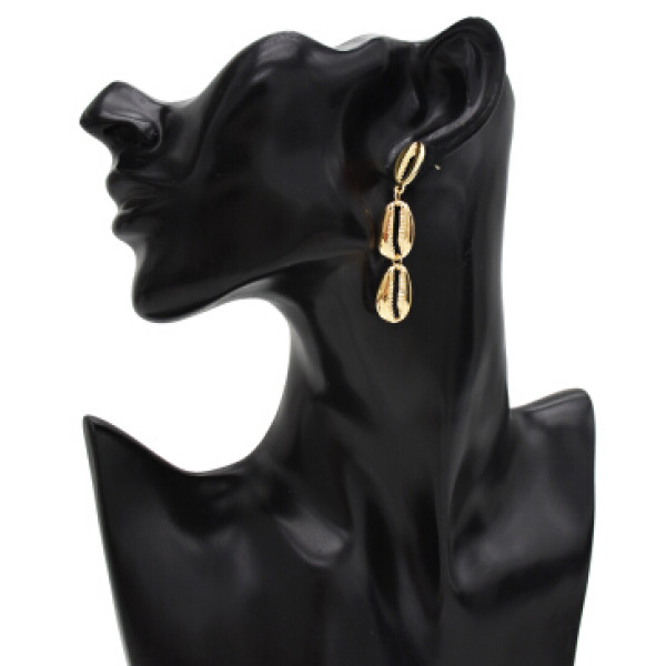 E-5405 2 Styles Bohemian Gold Metal Natural Shell Pendant Moon Star Drop Hoop Earrings for Women Summer Beach Jewelry
