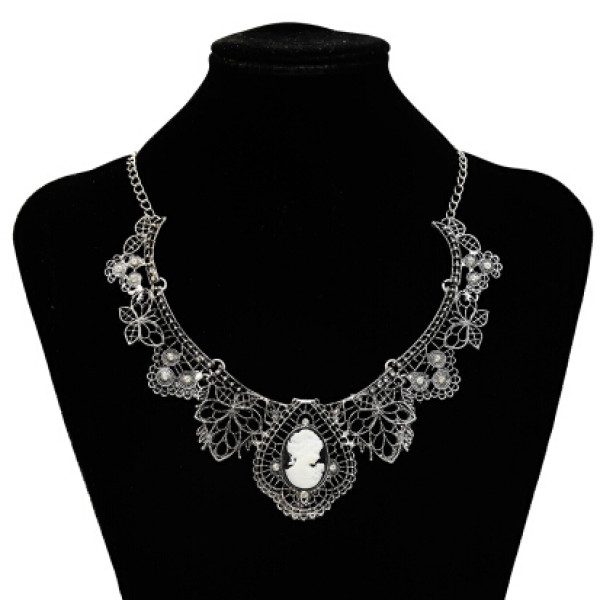 N-3580 Necklaces & Pendants Jewelry For Women Vintage Queen Head Crystal Pendant Necklace European Jewelry