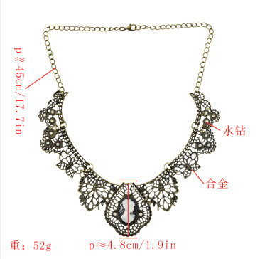 N-3580 Necklaces & Pendants Jewelry For Women Vintage Queen Head Crystal Pendant Necklace European Jewelry