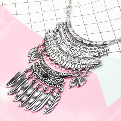 N-7293 Vintage Silver Leaf Beaded Statement Necklaces for Women Party Jewelry